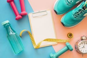 دانلود عکس با کیفیت تخته رسم و وسایل بدنسازی مناسب باشگاه تناسب اندام